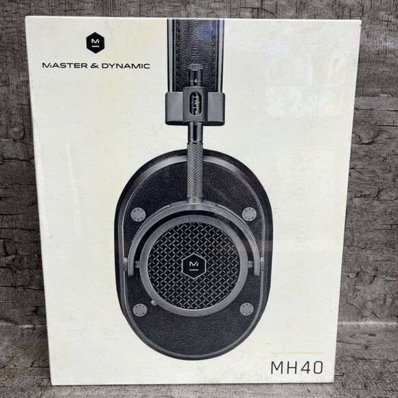 NIB Master & Dynamic MH40 Over Ear Headphones - Picture 1 of 2